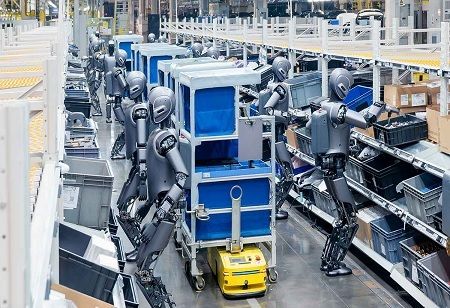  CATL Deploys Humanoid Robots in EV Battery Production